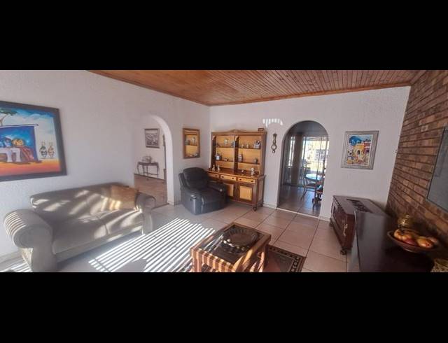 5 BEDROOM HOUSE FOR SALE IN ELSPARK